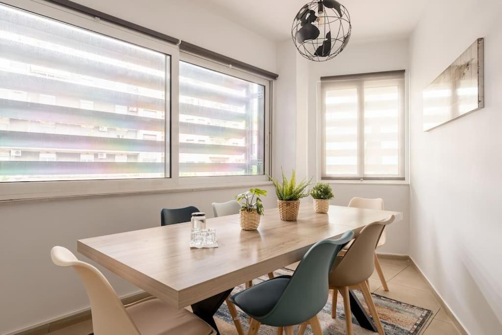 Brand New Bright Modern 6Bdr Apt-1Min To Acropolis Αθήνα Εξωτερικό φωτογραφία