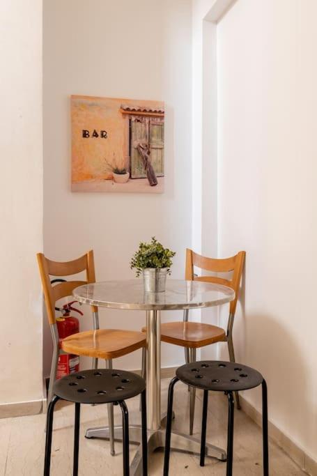 Brand New Bright Modern 6Bdr Apt-1Min To Acropolis Αθήνα Εξωτερικό φωτογραφία