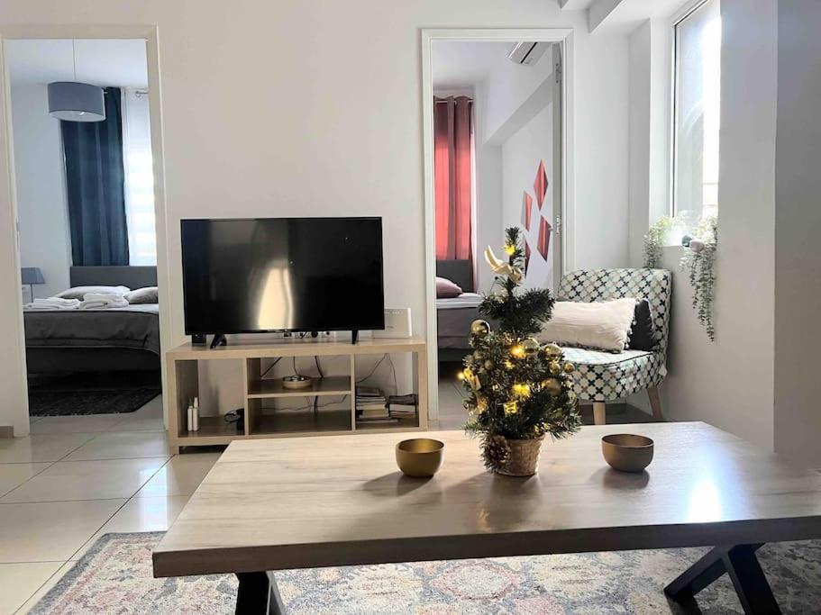 Brand New Bright Modern 6Bdr Apt-1Min To Acropolis Αθήνα Εξωτερικό φωτογραφία
